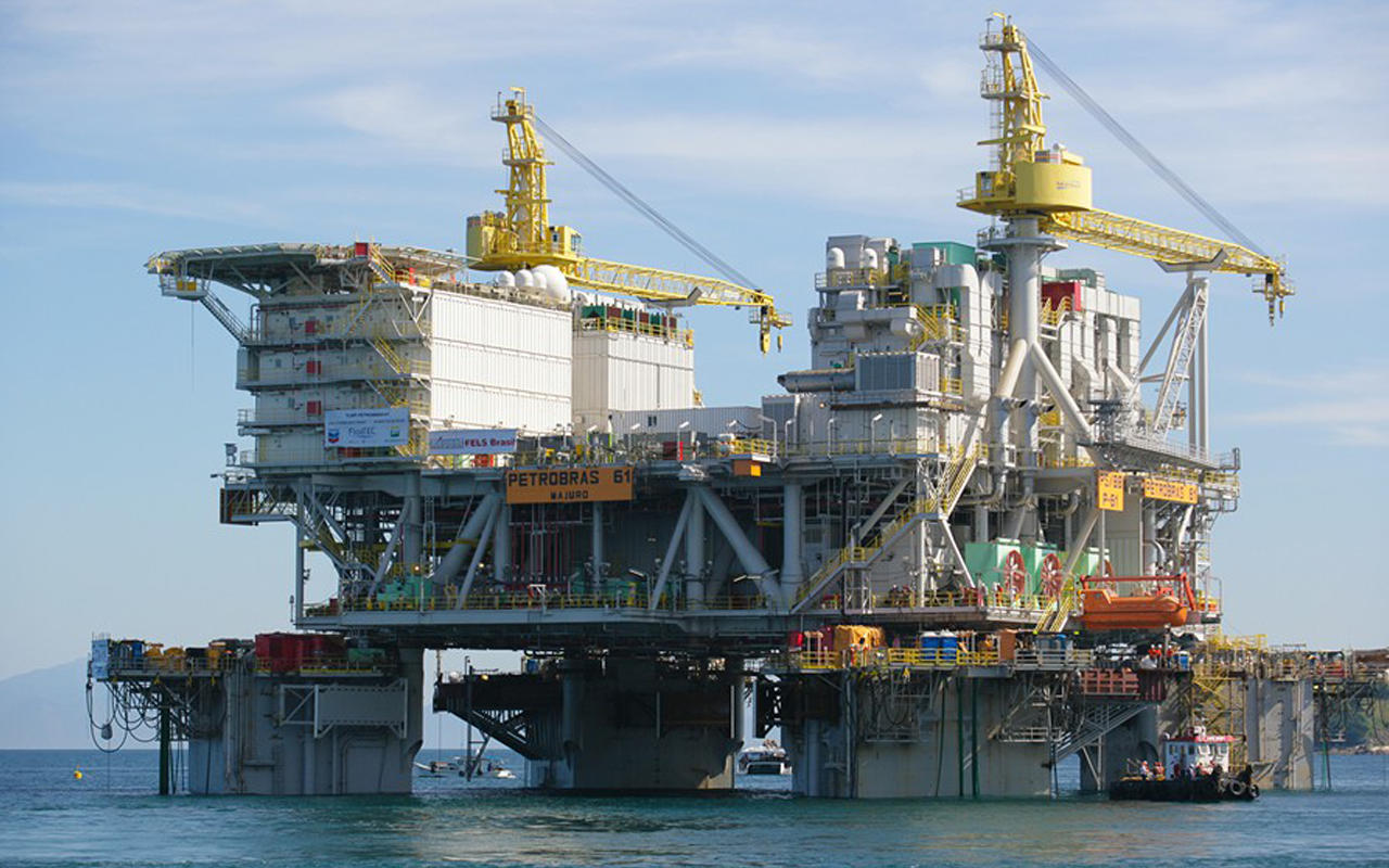 vagas offshore em muitas funções