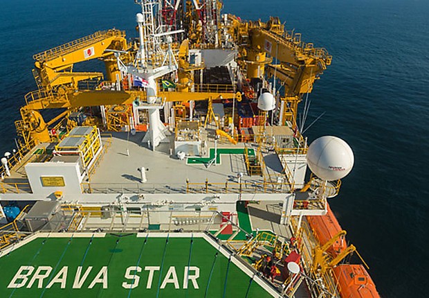 Shell Contrata Navio da Queiroz Galvão