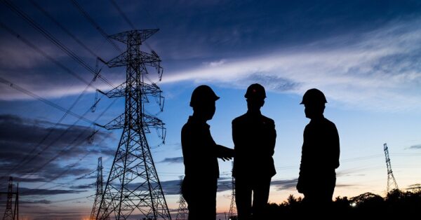 ELTMAN Empresa de engenharia e sistema contratando profissionais