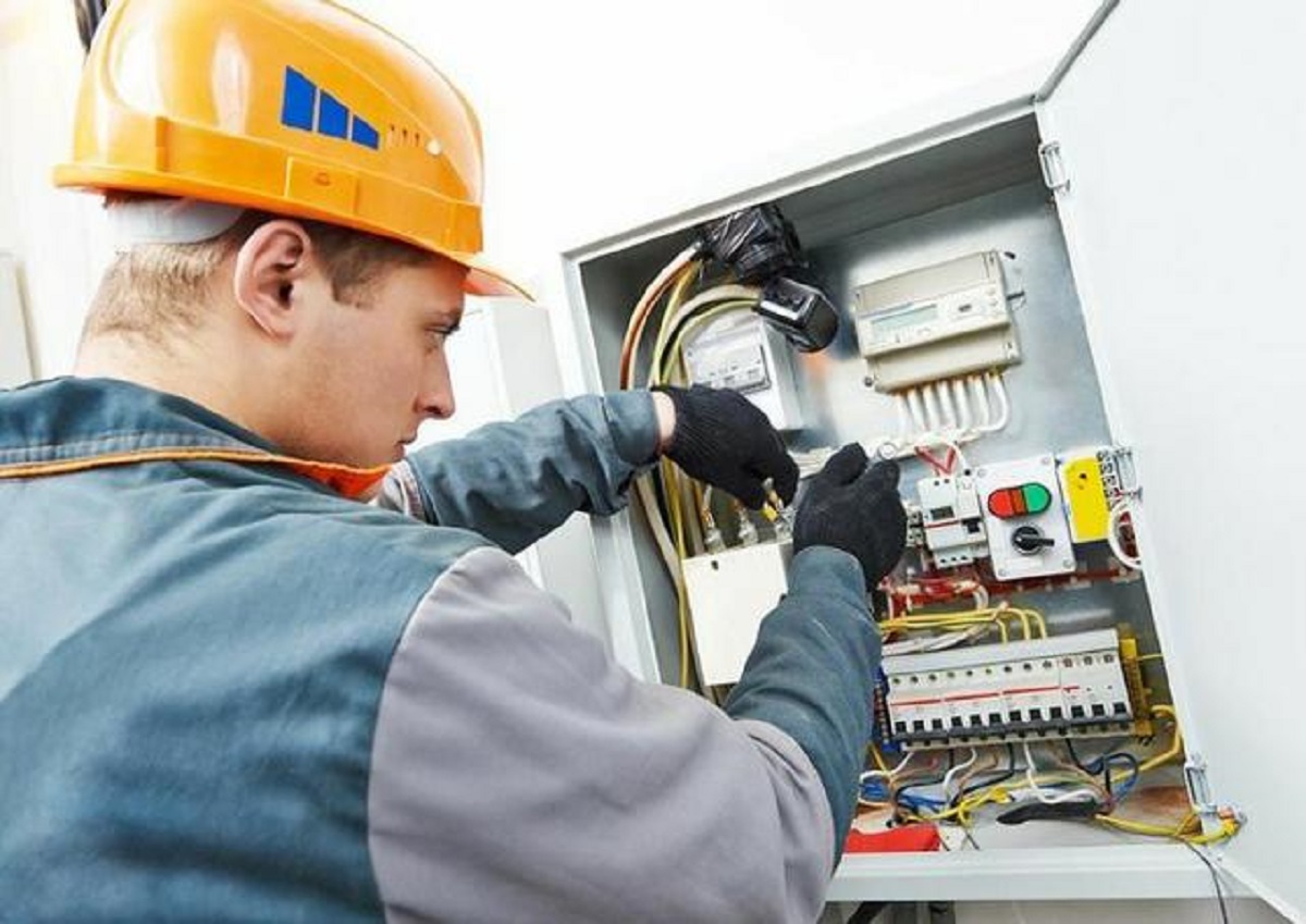 Eletricista na Agrale