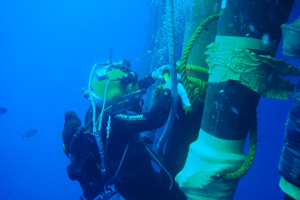 Merguladores Offshore Bacia de Campos Macaé vaga petróleo
