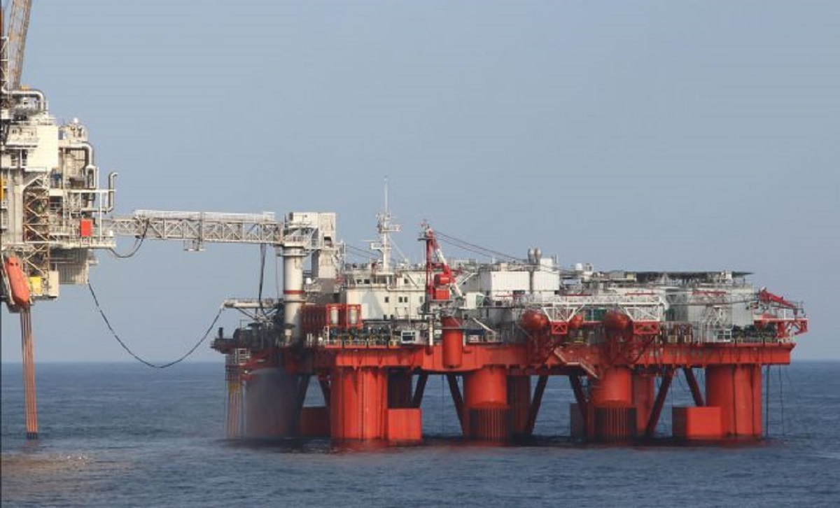 Petrobras lança edital para afretamento de flotel