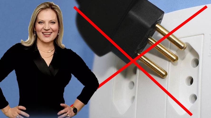 Joice Hasselmann fim da tomada de 3 pinos