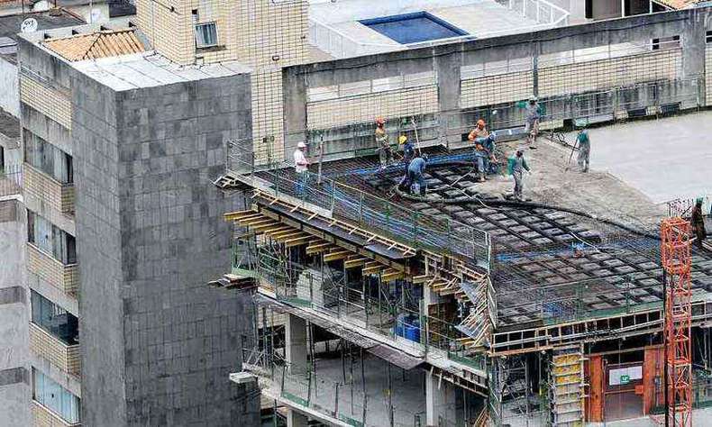 Manaus, Amazonas, obras EQS Engenharia