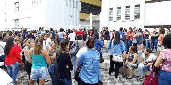 Mais de 2.700 vagas de emprego