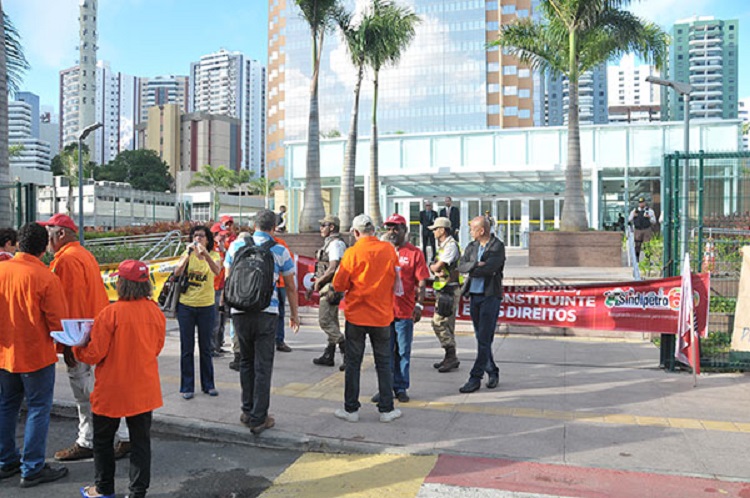 São Paulo tem fechamento de escritório da Petrobras