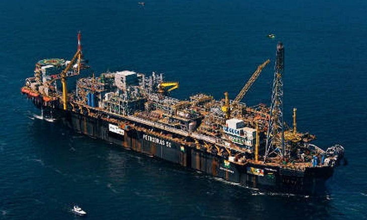 Petrobras paralisa produção da P50