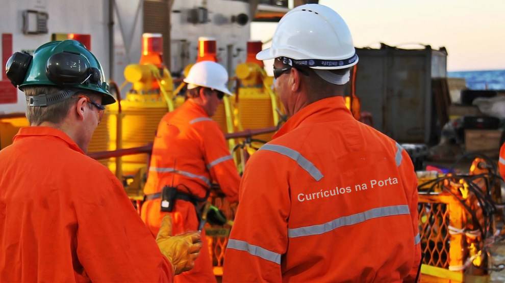 Macaé Techocean curriculos na porta