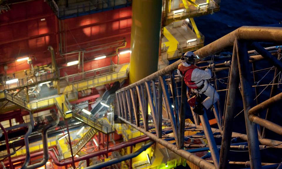 Vagas de emprego offshore multinacional Rio Curitiba