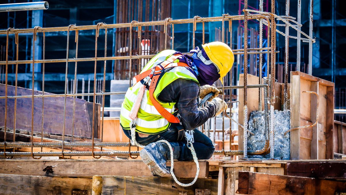 54 vagas de emprego em construção civil pela multinacional Babcock