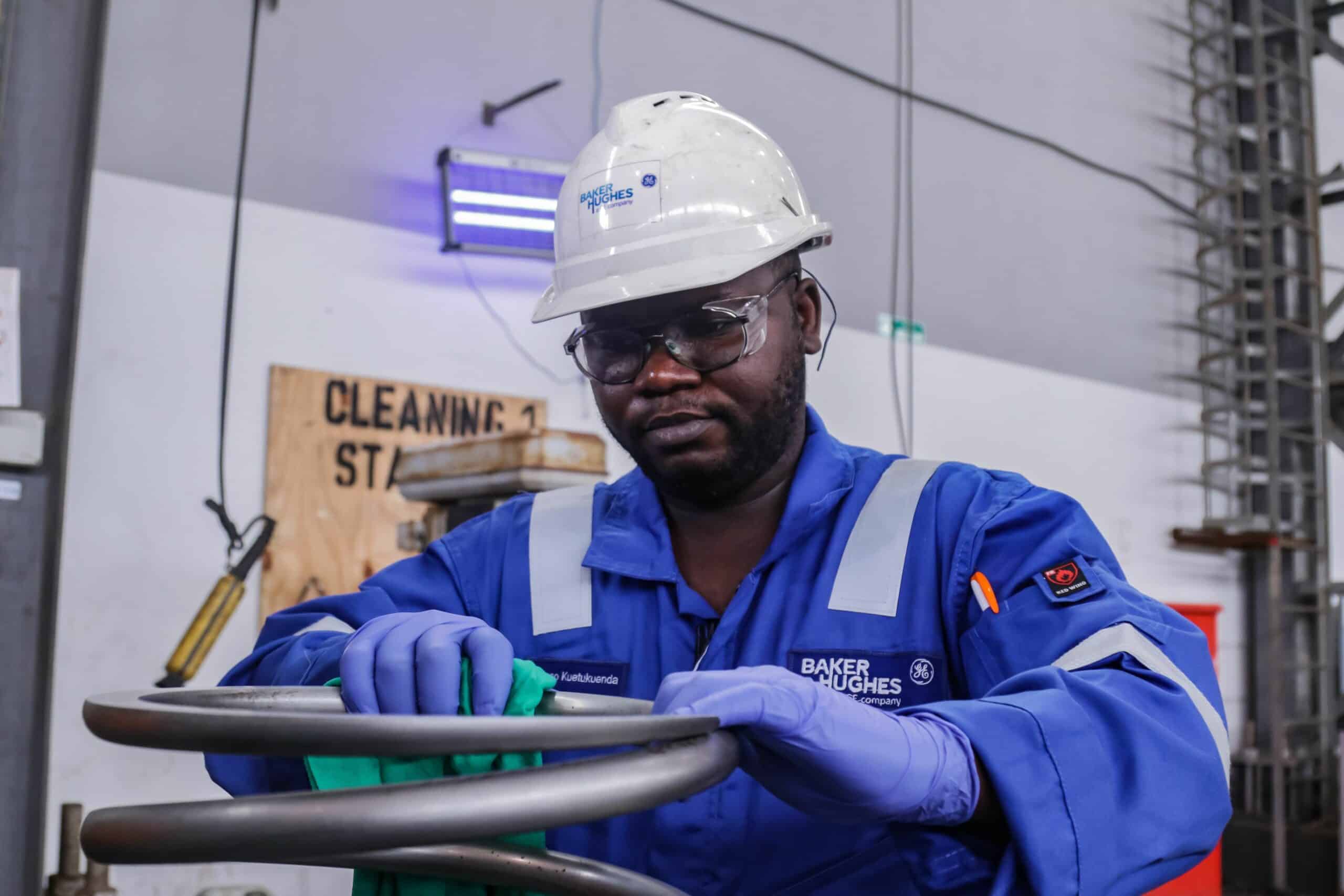Vagas para Soldadores, Engenheiros e Operadores em Macaé, RJ e SP na gigante do petróleo Baker Hughes abertas neste dia 26