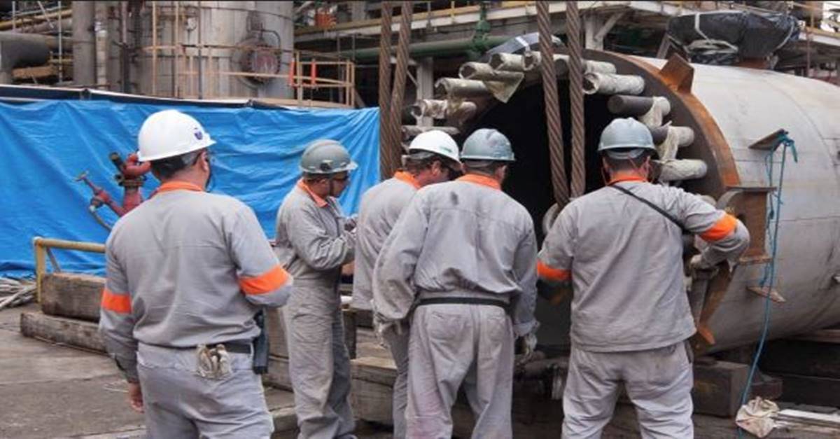 Vagas de ensino médio e superior para profissionais da área industrial e de logística, hoje 23 de abril