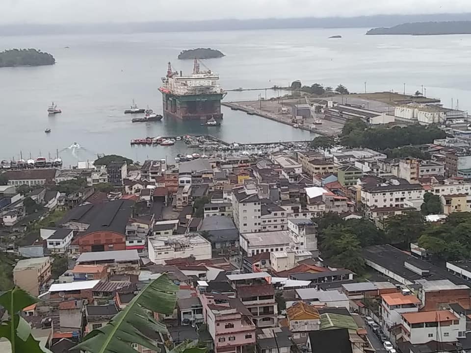 Flotel Posh Xanadu arrives in Rio de Janeiro Petrobras 1