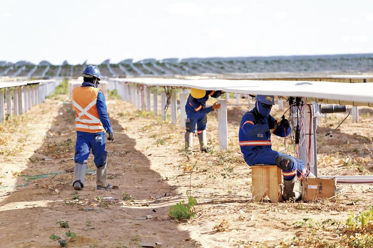 Contrutora Cyrela abre vagas de emprego para o Rio de Janeiro, São Paulo e outros estados para vagas de operador, mestre de obras, estagiário, engenheiro e mais