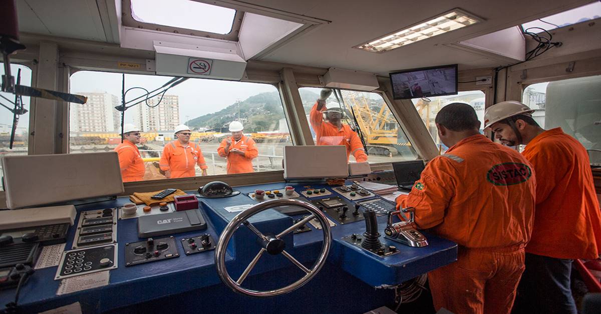 Técnico de Segurança do Trabalho offshore convocado para vaga de emprego hoje, 26 de maio