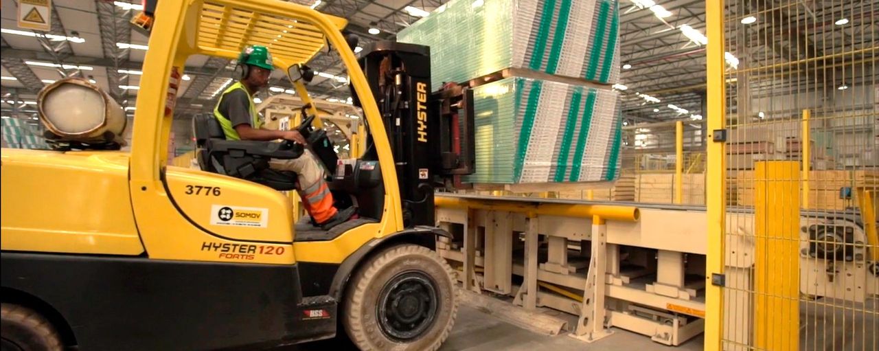 Auxiliares de produção, técnicos, assistentes e mais vagas de emprego para atender nova filial da MOR no Rio de Janeiro