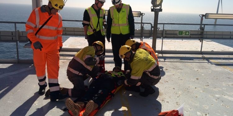 Empresa que presta serviços para o ramo offshore, a Sistac está com vaga de emprego para Técnico de Enfermagem hoje, 12 de junho