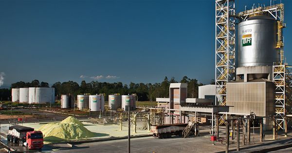 Refinaria Revap da Petrobras em São Paulo, bate recorde de venda de gás de cozinha (GLP) no mês de junho