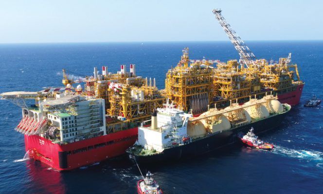Petrobras GNL FLNG Gás natural plataforma