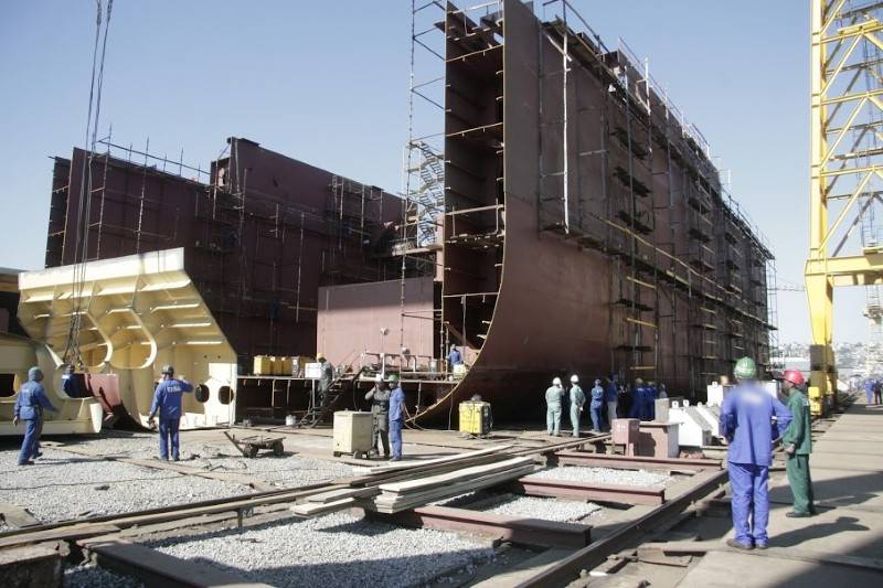 Petrobras inicia processo de contratação de três novas plataformas do tipo FPSO para o campo de Búzios, no pré-sal da Bacia de Santos