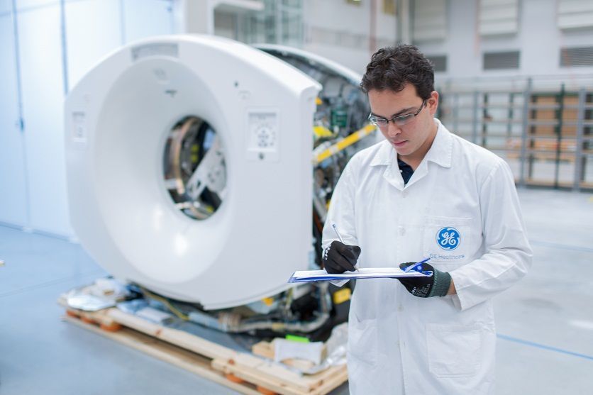 A GE está com vagas de estágio na área de produção neste dia 19