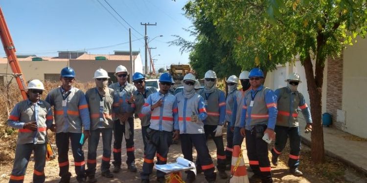 Recrutamento e Seleção para vagas de nível médio nos cargos de Encarregado, Eletricista e mais para trabalhar em redes de distribuição de energia elétrica no Pará