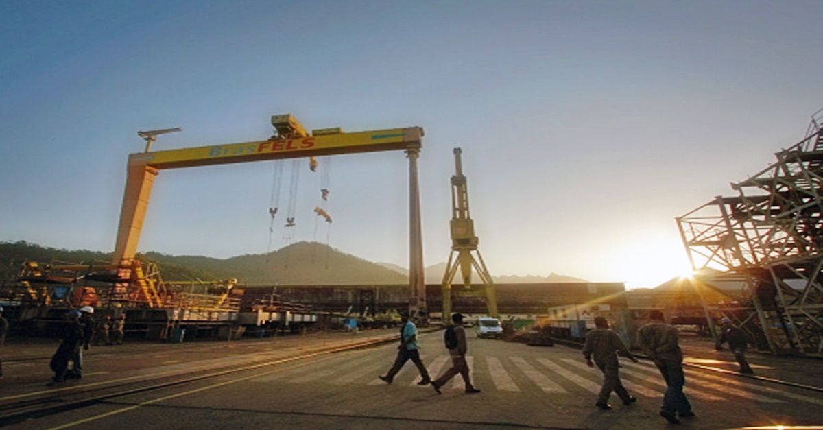 Gigante na construção naval brasileira, o Estaleiro Brasfels está com diversas vagas de emprego para nível médio e superior em Angra dos Reis