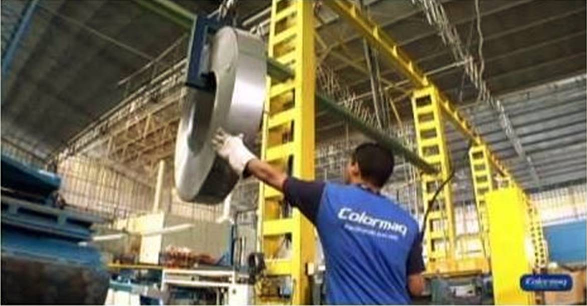 Mais de 100 vagas de emprego de ensino fundamental abertas na função Operador de Produção pela fabricante Colormaq