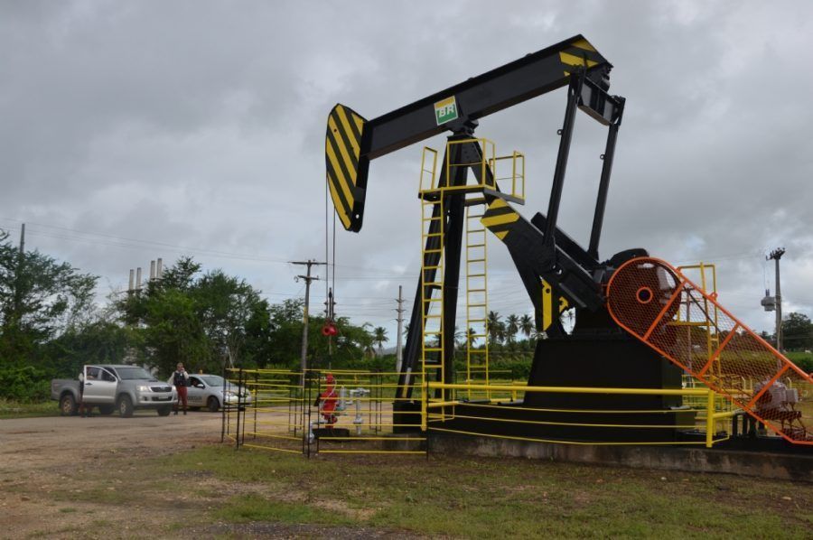 campo de petróleo terrestre petrobras no ES