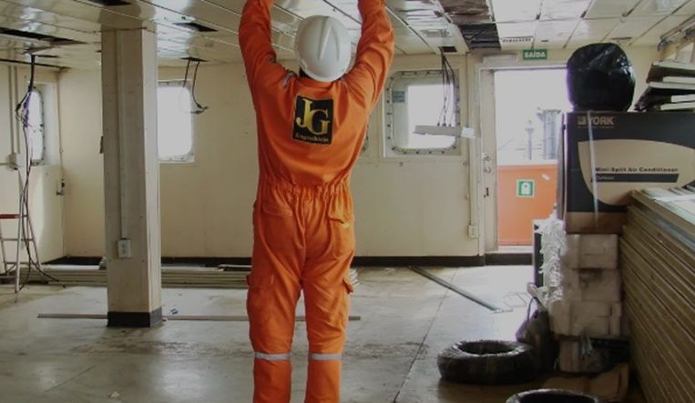 Macaé conta com vagas offshore abertas pela empresa prestadora de serviços do ramo de petróleo e gás JG Engenharia, neste dia 03