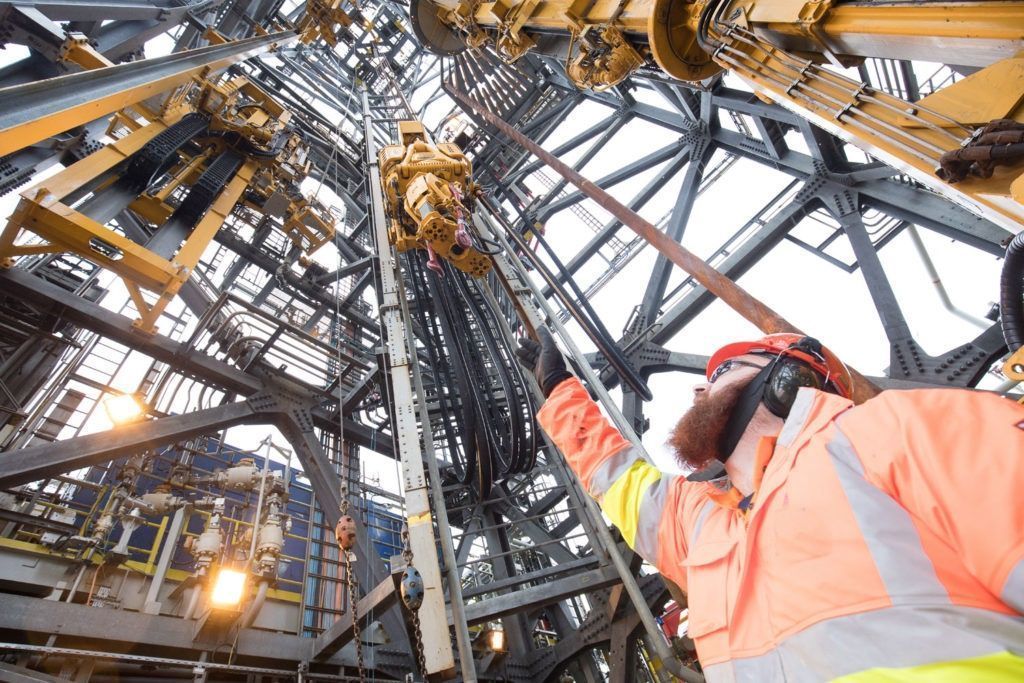 Macaé conta com processo seletivo de vagas para profissionais técnicos iniciado pela prestadora de serviços no setor de petróleo gás offshore Engeman