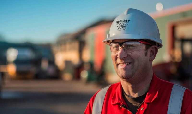 A multinacional de óleo e gás Wood Group está requisitando técnicos e engenheiros para vagas de emprego em regime offshore e no Rio de Janeiro, neste dia 17