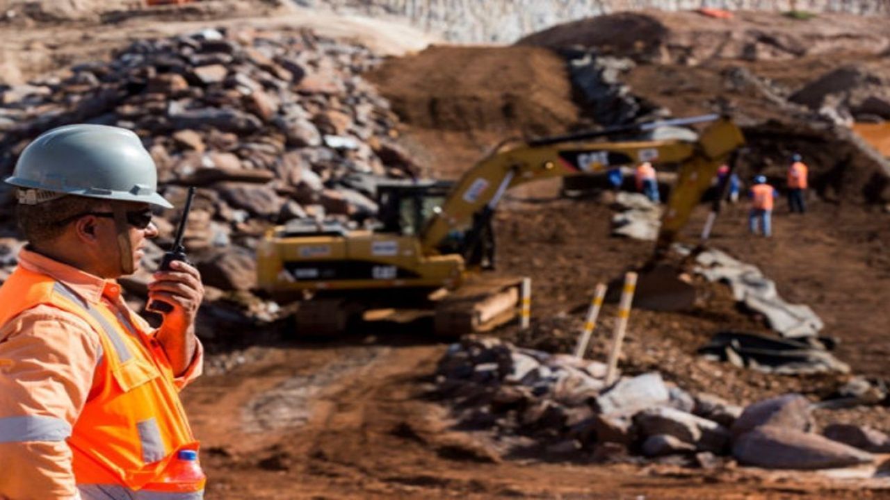 Obras de mineração demanda vagas com alojamento para marítimos, técnicos e operadores