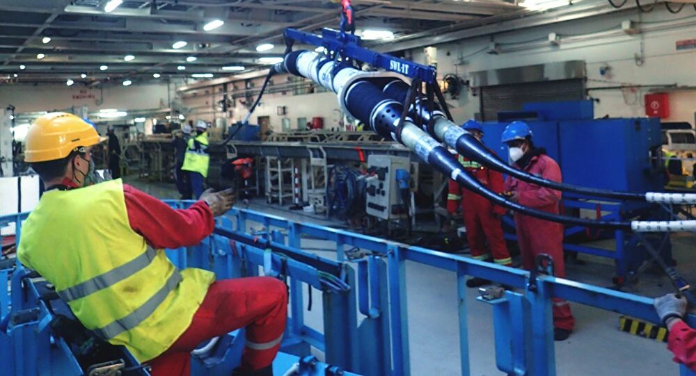 Fibra ótica - submarino - 5G