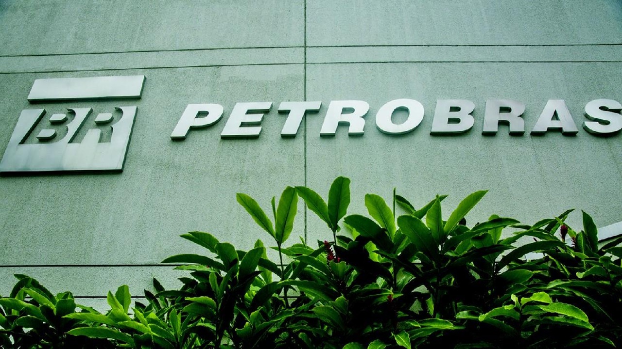 supercomputador - petrobras - geofísico