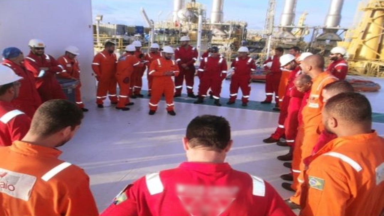 macaé - emprego - caldeireiro - vagas - offshore