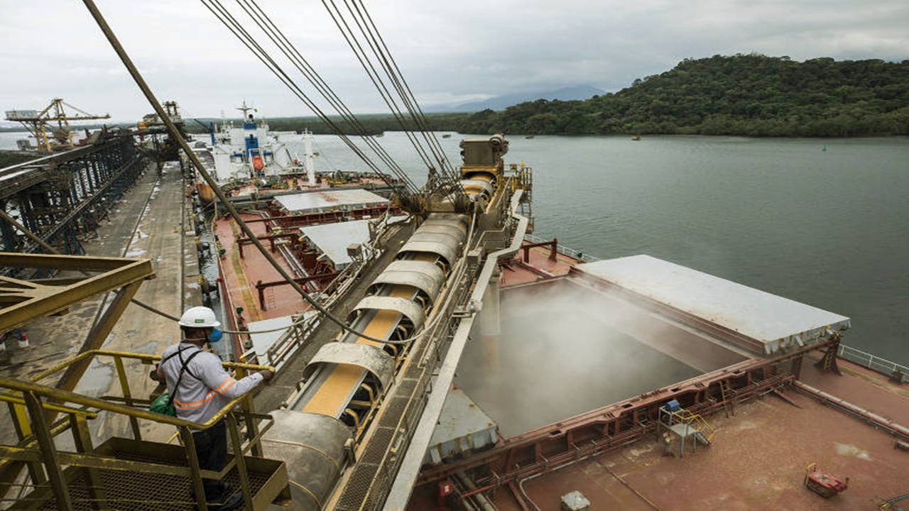 porto do açu - eike batista - minério de ferro