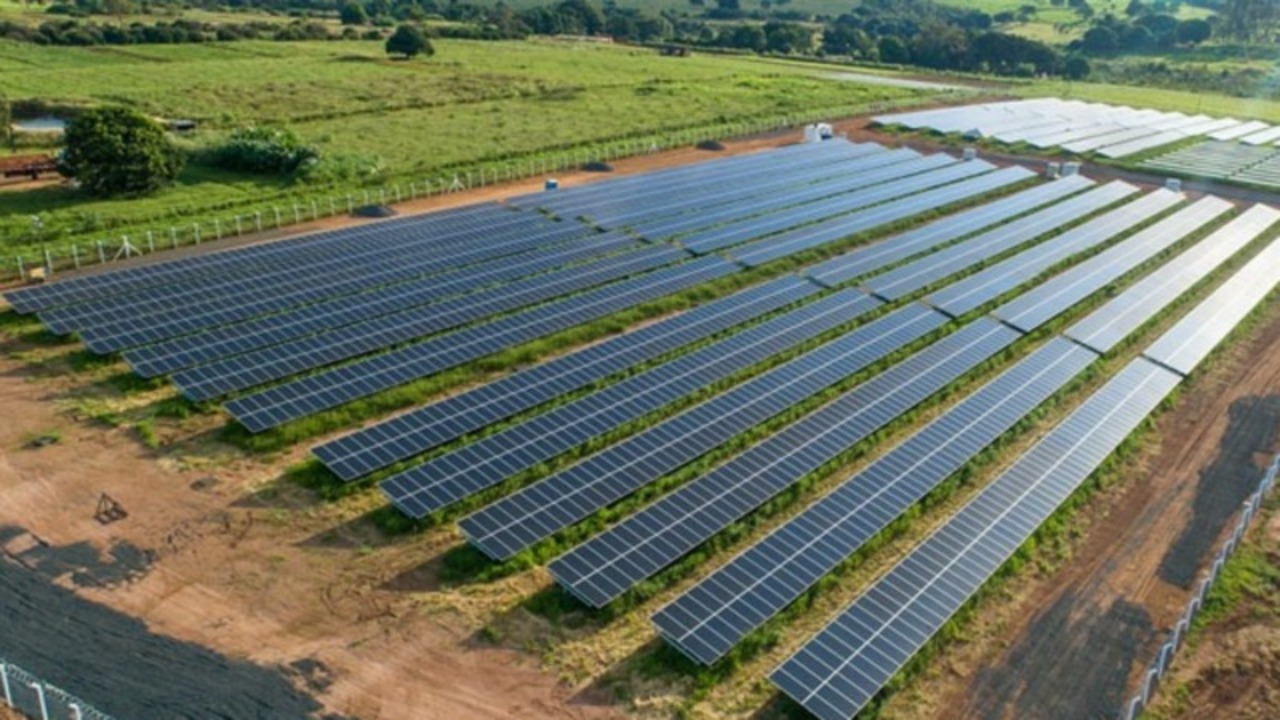 Americanas - energia solar - usinas