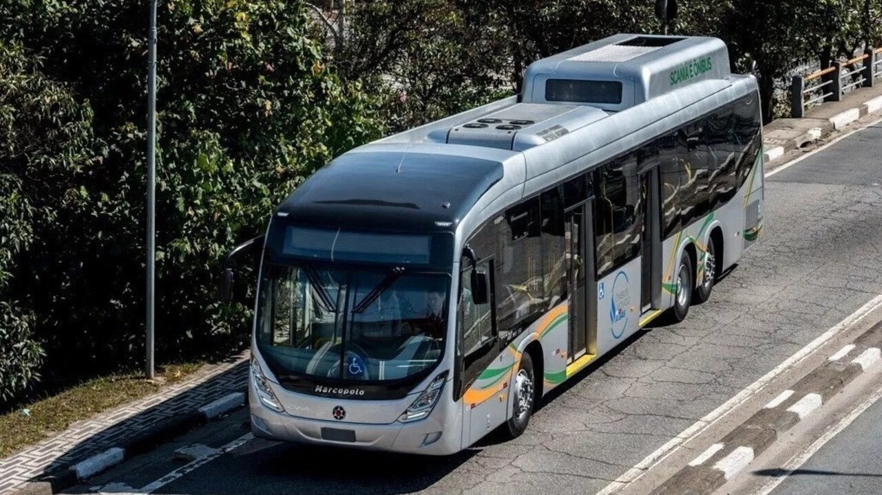 Ônibus - gás natural - Scania