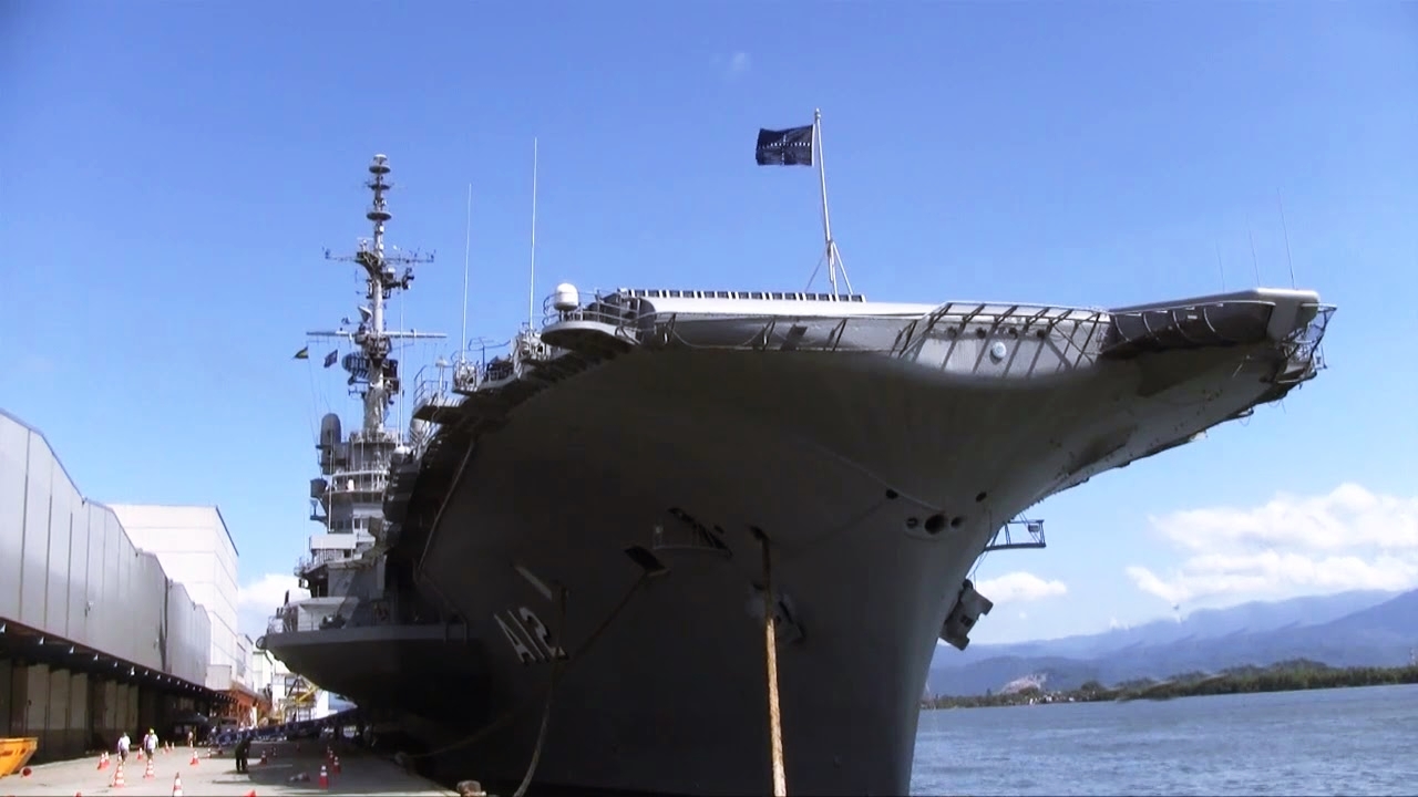 navio de guerra - porsche - marinha - são paulo - rio de janeiro - sucata - porta aviões