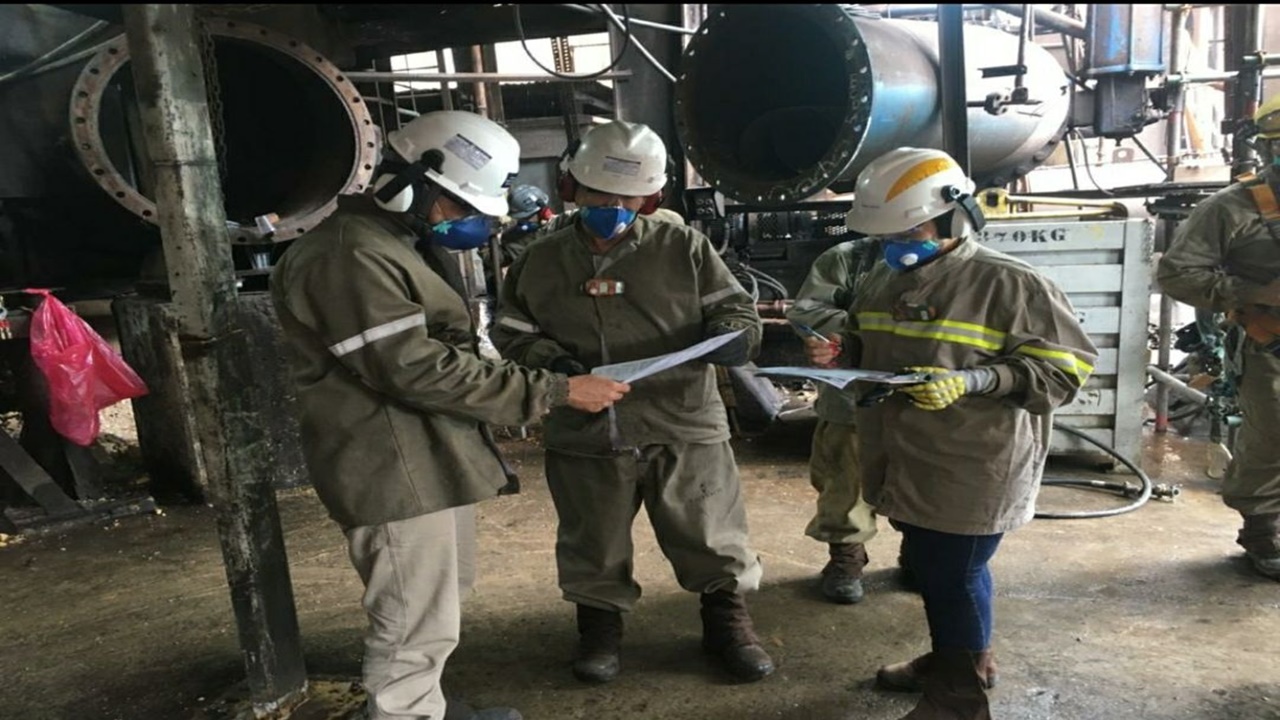 emprego - vagas - carteira de trabalho - currículo em mãos - Pará