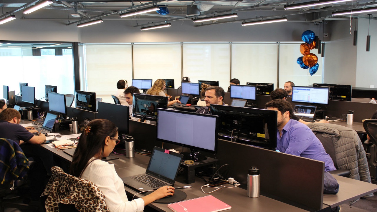 Corretora - criptomoedas - vagas de emprego - Bitcoin - home office