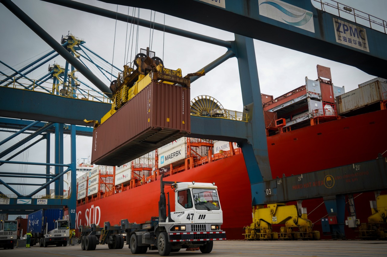Porto de Santos - mão de obra - empregos
