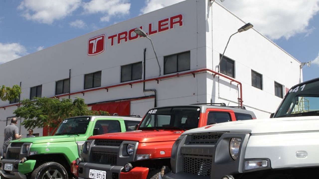 Fábrica - troller - Porto do Pécem - grafeno