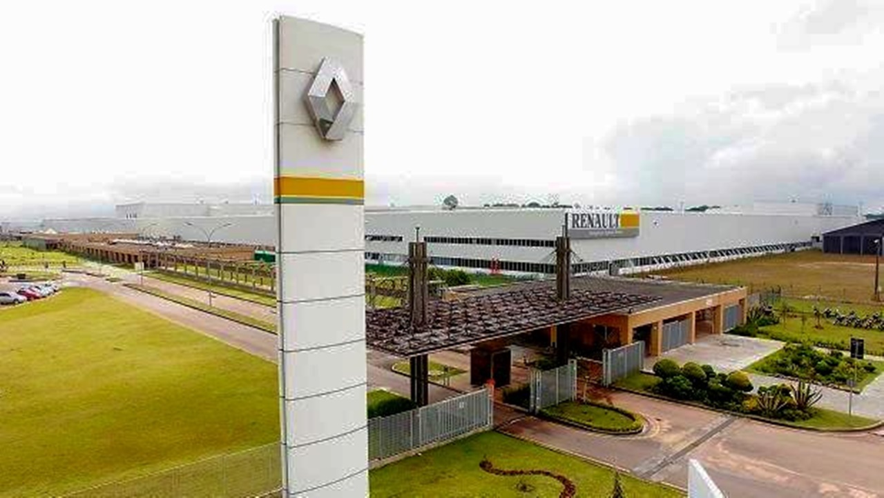 Ford - Renault - produção - toyota - troller - megane - jipe - emprego - preço - etanol - gasolina - motor - carros elétricos