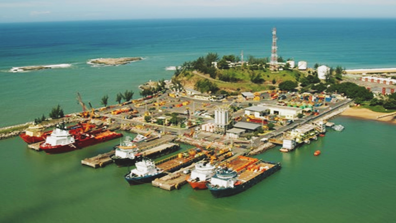 petrobras - macaé - porto - emprego - obras