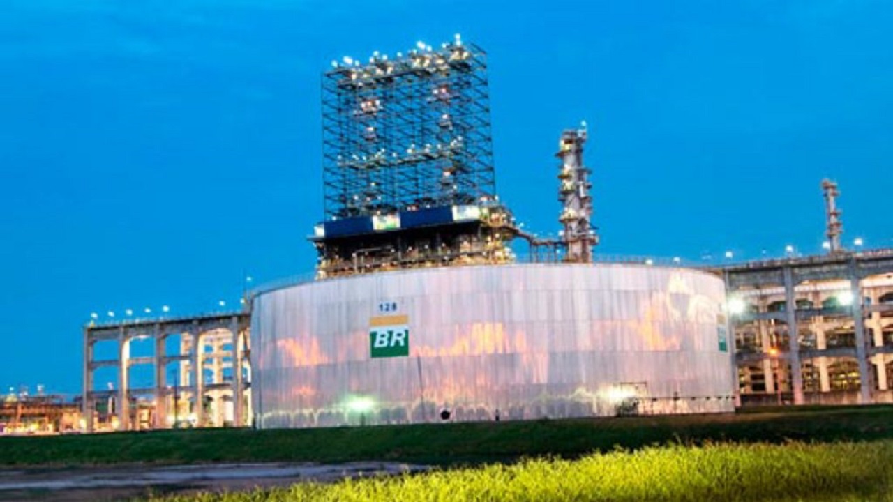 Petrobras - investimentos - Reduc - Revap - diesel - S10-