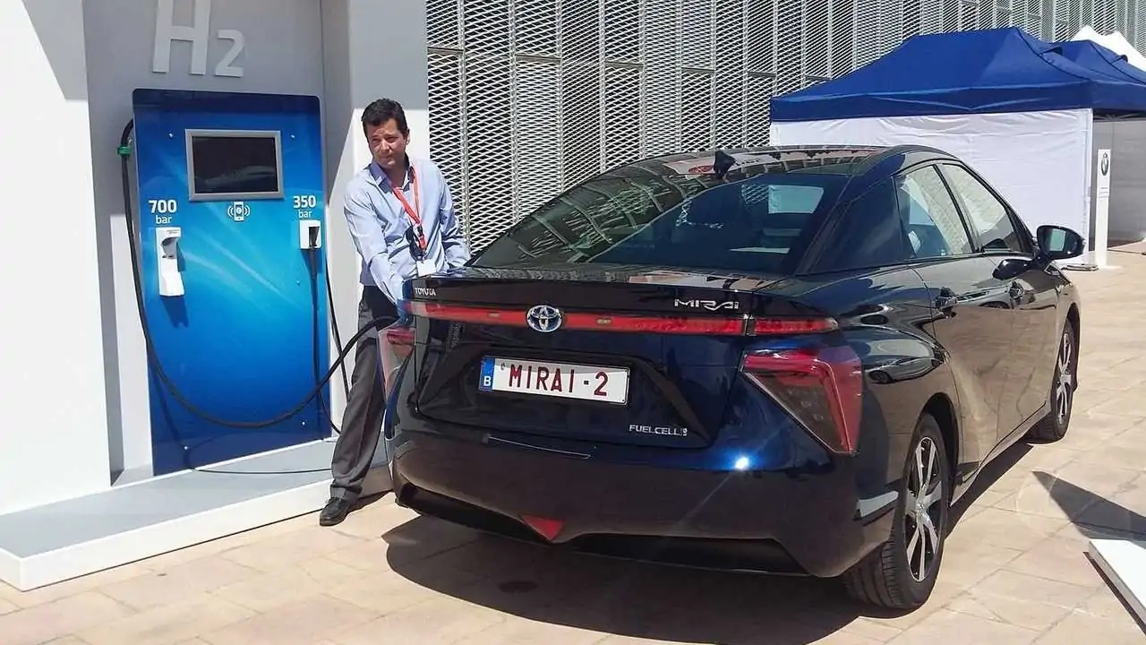 Toyota - corolla - hidrogênio - motor