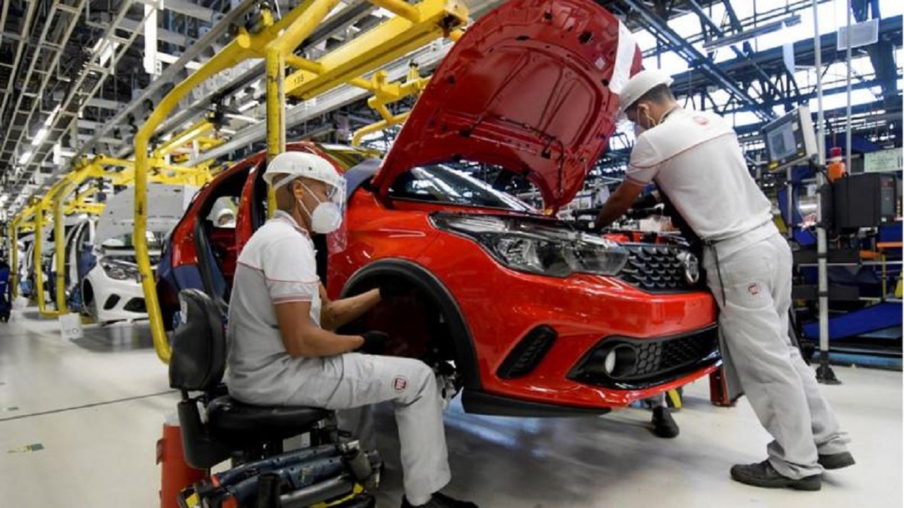 semicondutores - montadoras - Agosto - Fiat - Volkswagen - Renault - General-Motors -