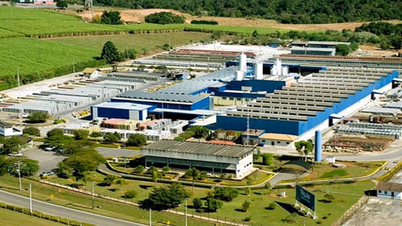 Eternit - construção - telhas de fibrocimento - Nordeste - Norte - fábricas